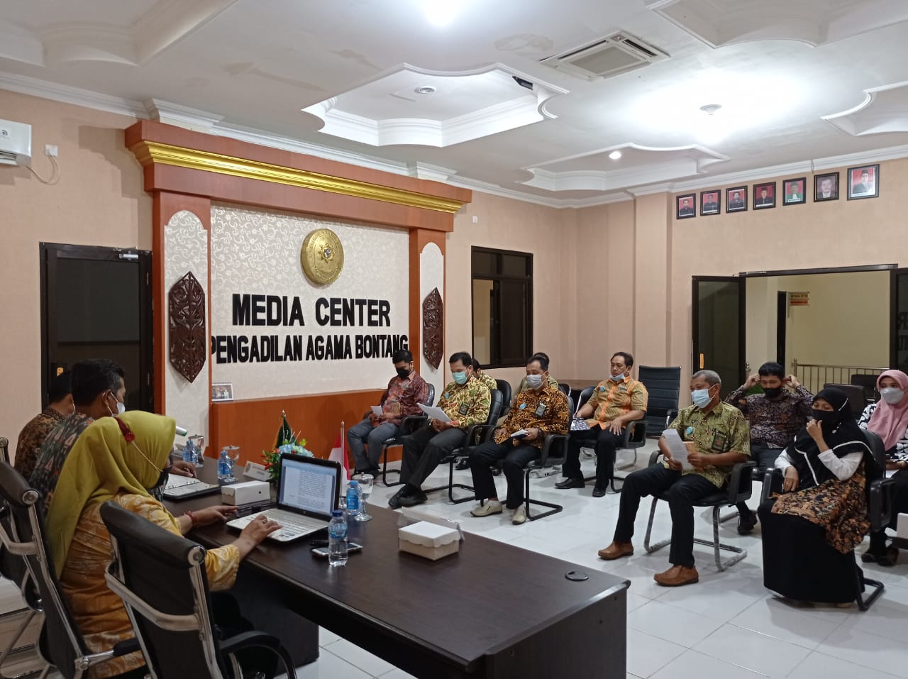 INTERNALISASI KETERBUKAAN INFORMASI PUBLIK