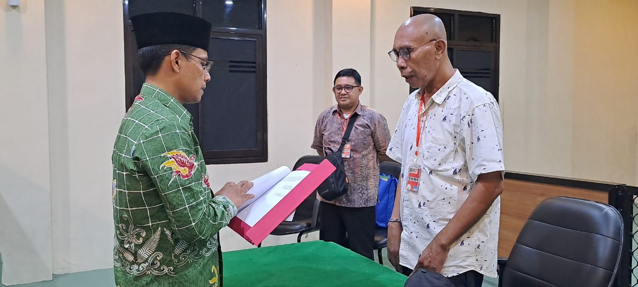 Penilai Publik